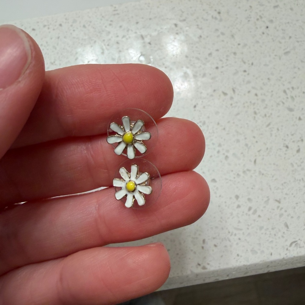 Daisy Flower Earrings